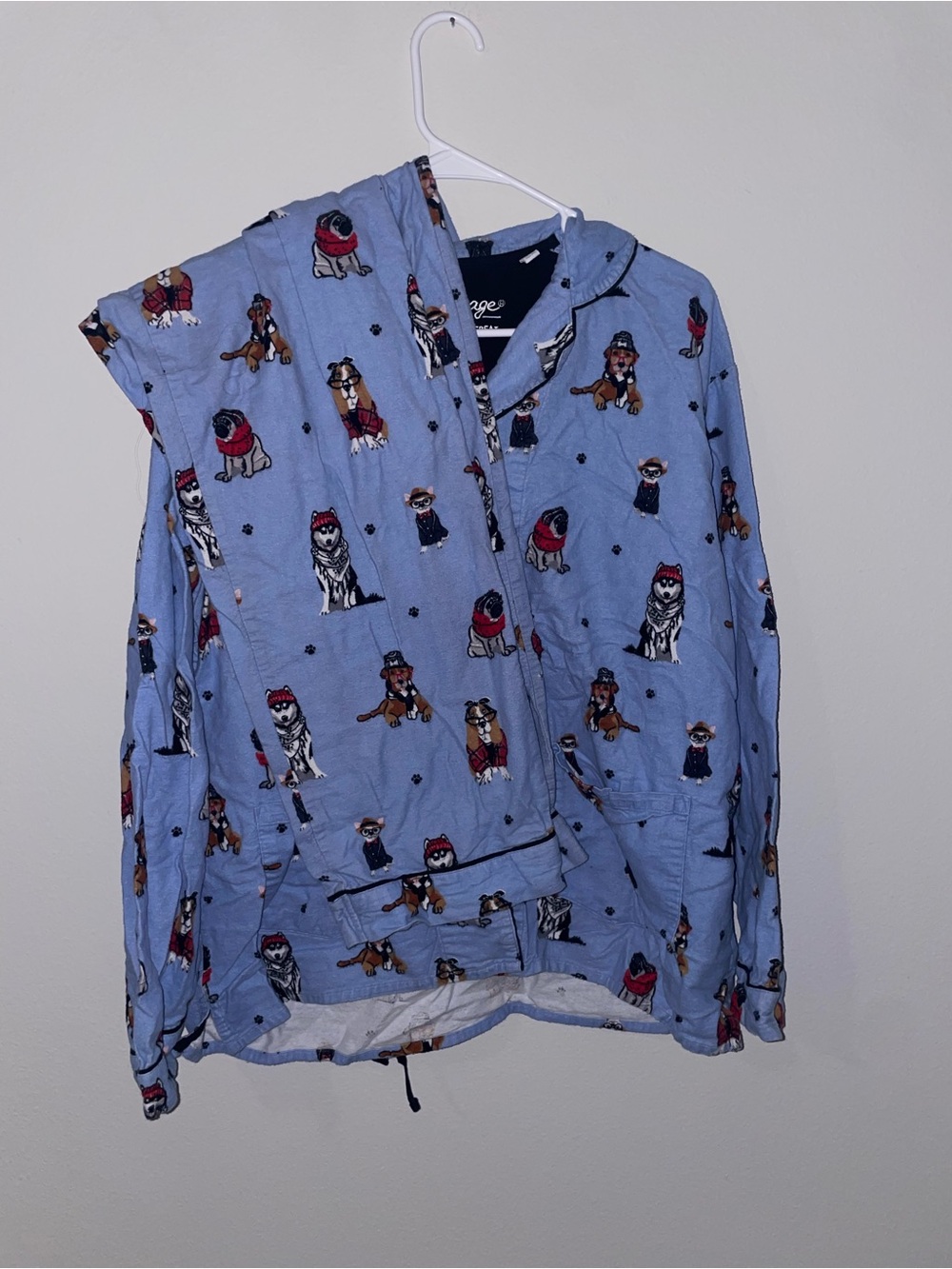 Women's SZ large 100% Cotton PJ Salvage set Light Blue Dog Print